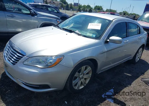 2011 Chrysler 200 Touring из США, поврежденный, VIN 1C3BC1FB6BN619016